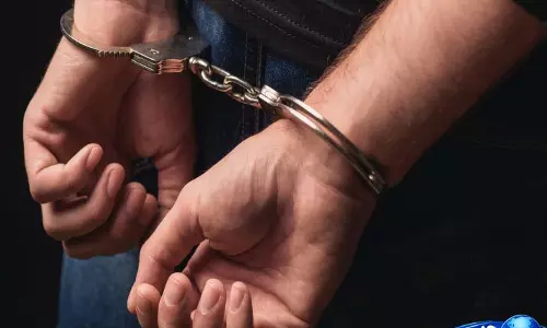 कांकेर में पत्नी और चाचा ससुर पर टंगिया से हमला, आरोपी पति गिरफ्तार