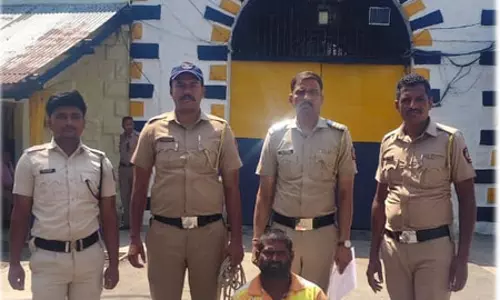 अवैध शराब कारोबार पर प्रशासन का शिकंजा, एमपीडीए के तहत कार्रवाई