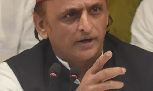 अखिलेश का भाजपा पर हमला बोले- सफाई के नाम पर हुआ हजारों करोड़ का घोटाला