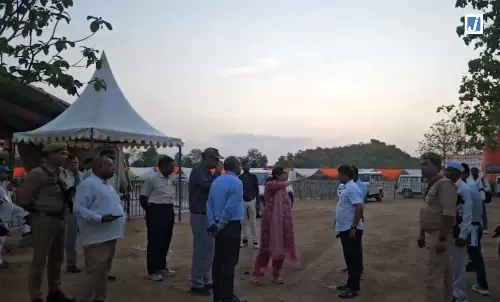 हेलीपैड, रूट प्लान और कार्यक्रम स्थलों का निरीक्षण, अधिकारियों ने दिए सख्त निर्देश हेलीपैड, रूट प्लान और कार्यक्रम स्थलों का निरीक्षण, अधिकारियों ने दिए सख्त निर्देश