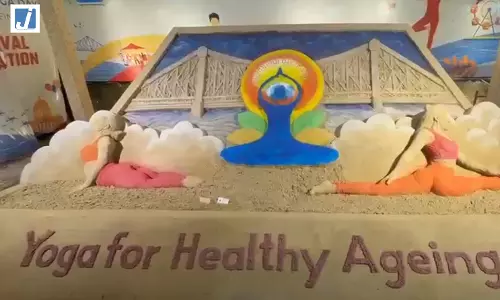 अंतर्राष्ट्रीय योग दिवस 2026: कोलकाता के प्रिंसेप घाट पर तैयारियों की झलक