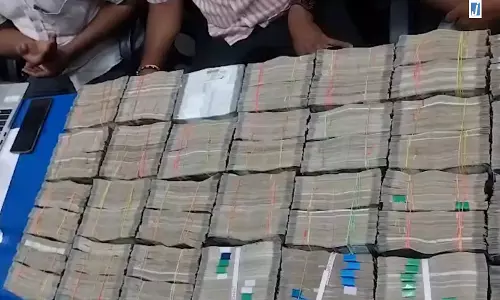 BREAKING: ACB की बड़ी कार्रवाई, डिप्टी डायरेक्टर के लॉकर से ₹1.50 करोड़ बरामद