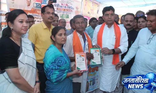 सारंगढ़-बिलाईगढ़ में खेती बचाओ अभियान और प्राकृतिक खेती कार्यशाला का आयोजन सारंगढ़-बिलाईगढ़ में खेती बचाओ अभियान और प्राकृतिक खेती कार्यशाला का आयोजन