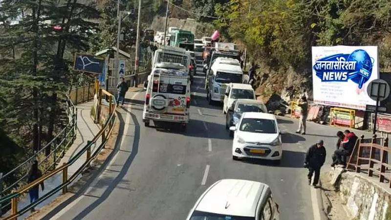 राजधानी में पांच हजार वाहनों की क्षमता, पहुंच गए 40 हजार राजधानी में पांच हजार वाहनों की क्षमता, पहुंच गए 40 हजार