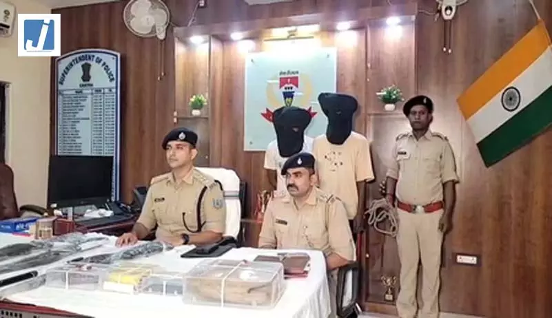 मुठभेड़ के बाद पुलिस ने अपहृत छह ग्रामीणों को छुड़ाया, पांच बदमाश गिरफ्तार मुठभेड़ के बाद पुलिस ने अपहृत छह ग्रामीणों को छुड़ाया, पांच बदमाश गिरफ्तार