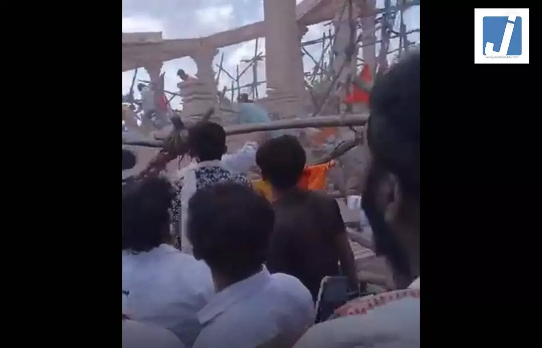 हनुमान मंदिर में बड़ा हादसा, छत गिरने से मलबे में दबे कई लोग, VIDEO हनुमान मंदिर में बड़ा हादसा, छत गिरने से मलबे में दबे कई लोग, VIDEO