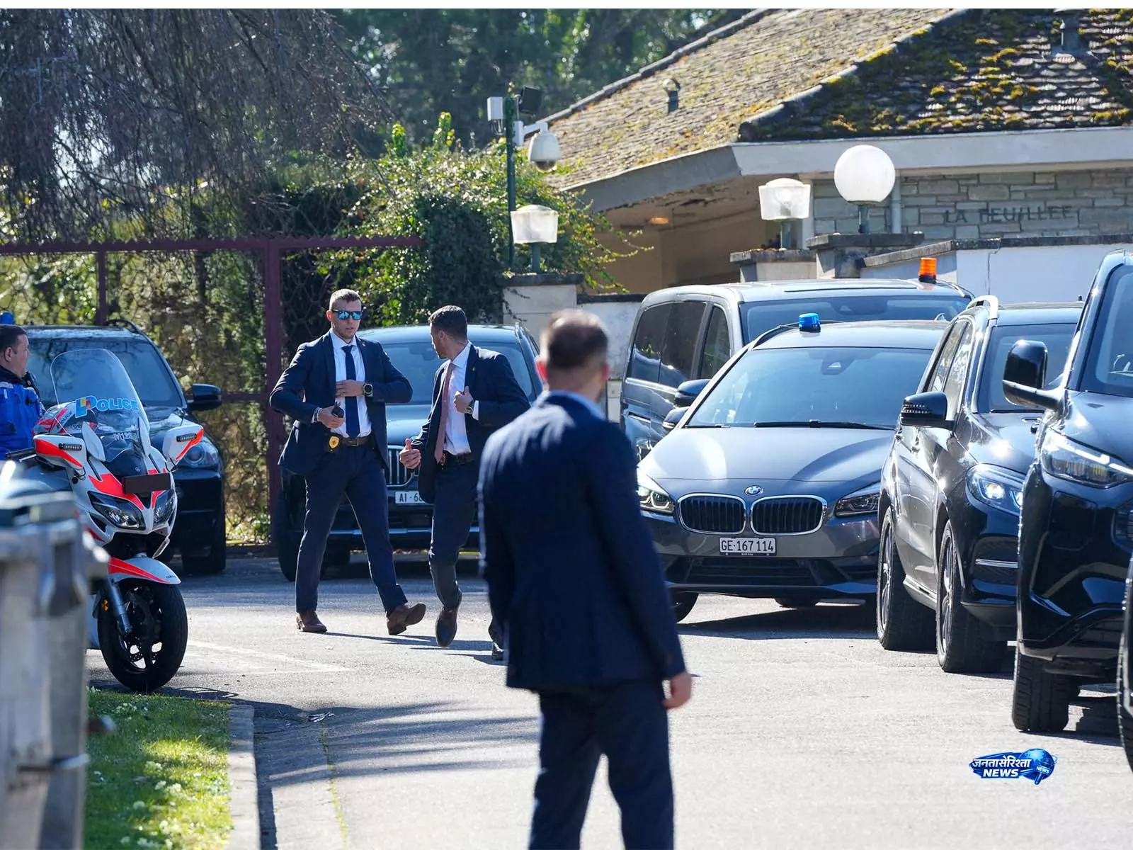 Switzerland: अमेरिका-ईरान वार्ता बनाए रखने के प्रयास जारी, राजनयिकों ने दी जानकारी Switzerland: अमेरिका-ईरान वार्ता बनाए रखने के प्रयास जारी, राजनयिकों ने दी जानकारी