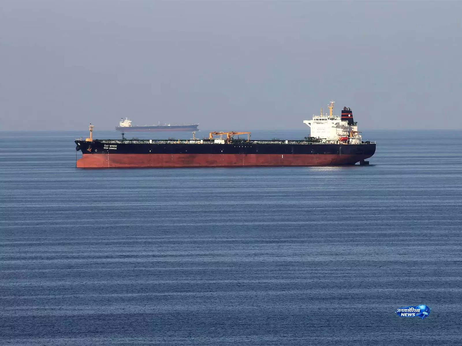 भारत के तीन कच्चे तेल टैंकर Strait of Hormuz से गुजरे, मंत्रालय ने दी जानकारी भारत के तीन कच्चे तेल टैंकर Strait of Hormuz से गुजरे, मंत्रालय ने दी जानकारी