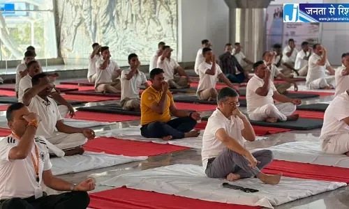 माना एयरपोर्ट में भी मनाया गया योग दिवस