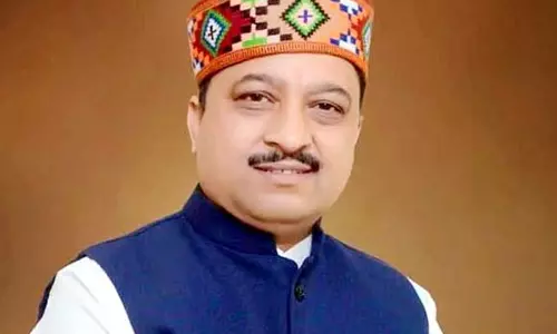 Shimla: हिमाचल की आर्थिक स्थिति पर सुरेश कश्यप ने उठाए सवाल Shimla: हिमाचल की आर्थिक स्थिति पर सुरेश कश्यप ने उठाए सवाल