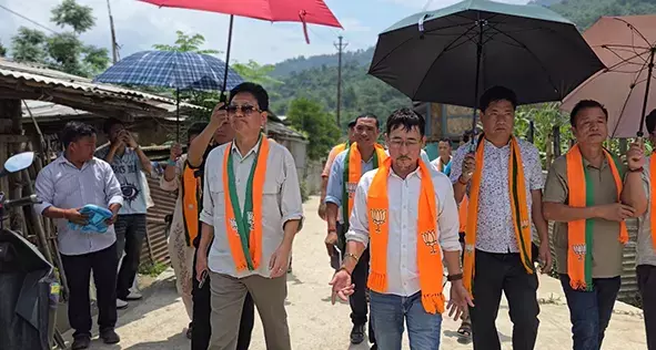 Arunachal: बीजेपी की टीम ने डपोरिजो में विकास कार्यों का निरीक्षण किया