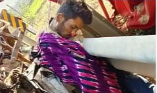 आरंग में स्कॉर्पियो और ट्रैक्टर की टक्कर, ड्राईवर की मौत