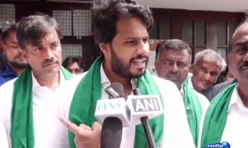 बिदादी टाउनशिप विवाद: भूमि अधिग्रहण के खिलाफ JDS युवा विंग के अध्यक्ष निखिल कुमारस्वामी की पदयात्रा