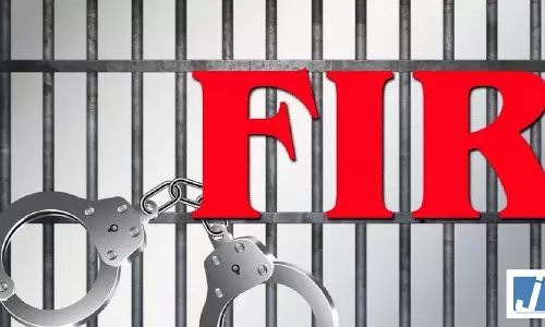 चोर का पता चला: मोबाइल भी मिले, पर नहीं हुई FIR, पुलिस पर पीड़ित ने उठाए सवाल चोर का पता चला: मोबाइल भी मिले, पर नहीं हुई FIR, पुलिस पर पीड़ित ने उठाए सवाल