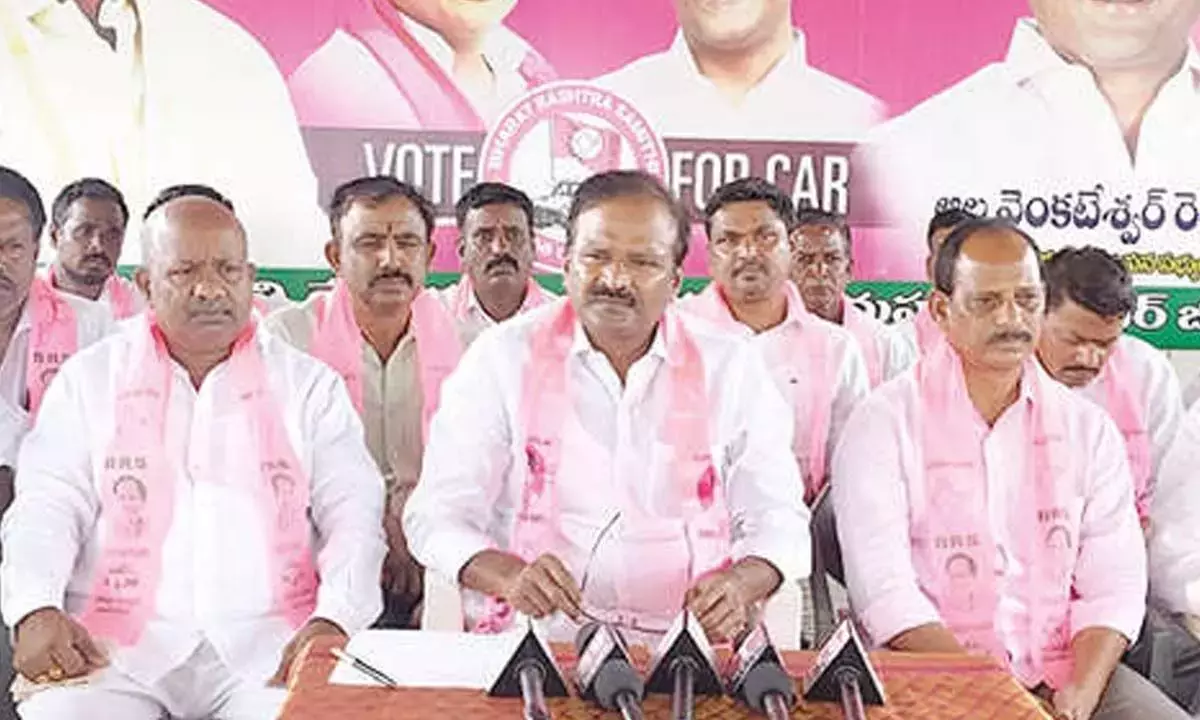 सरकार को खरीद पर लगी पाबंदियों के बारे में अपना बयान वापस लेना चाहिए: अला सरकार को खरीद पर लगी पाबंदियों के बारे में अपना बयान वापस लेना चाहिए: अला
