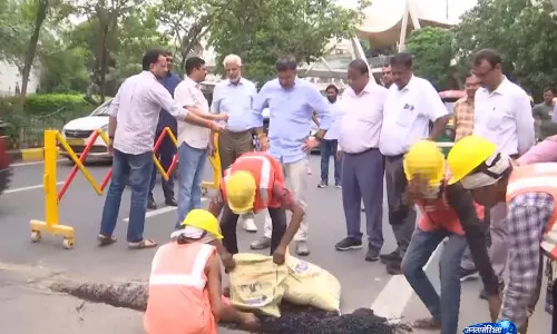 दिल्ली PWD का विशेष अभियान: एक ही दिन में पूरी दिल्ली के 2,000 गड्ढे भरने का लक्ष्य