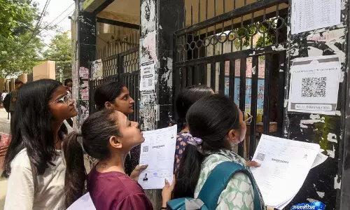 कोयंबटूर में NEET-UG री-एग्जाम: 1,728 अभ्यर्थी अनुपस्थित, उपस्थिति 75.63% कोयंबटूर में NEET-UG री-एग्जाम: 1,728 अभ्यर्थी अनुपस्थित, उपस्थिति 75.63%