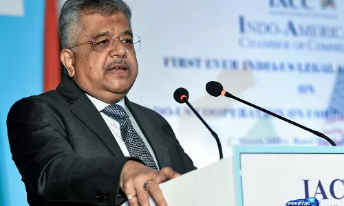 केंद्र ने सॉलिसिटर जनरल तुषार मेहता को 3 साल के लिए दोबारा नियुक्त किया, 5 ASG का कार्यकाल भी बढ़ा केंद्र ने सॉलिसिटर जनरल तुषार मेहता को 3 साल के लिए दोबारा नियुक्त किया, 5 ASG का कार्यकाल भी बढ़ा
