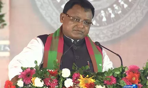 तिरुवल्लूर अमोनिया गैस लीक: ओडिशा CM ने जताया शोक, मदद के लिए अधिकारियों को भेजा तिरुवल्लूर अमोनिया गैस लीक: ओडिशा CM ने जताया शोक, मदद के लिए अधिकारियों को भेजा