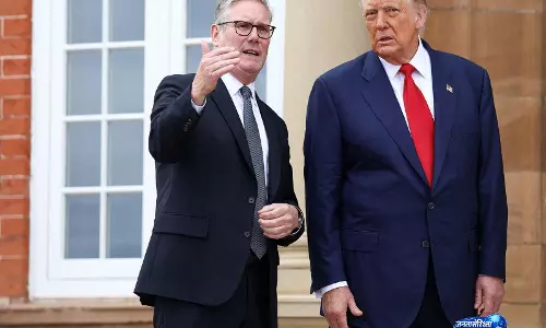 Trump का दावा—स्टारमर जल्द देंगे इस्तीफा, इमिग्रेशन और एनर्जी पर फेल होने का आरोप Trump का दावा—स्टारमर जल्द देंगे इस्तीफा, इमिग्रेशन और एनर्जी पर फेल होने का आरोप
