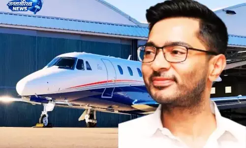 4 साल में 141 करोड़ के चार्टर खर्च से सियासत गरम 4 साल में 141 करोड़ के चार्टर खर्च से सियासत गरम