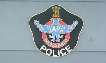 Andhra: साईं कृष्णा की कस्टडी में हुई मौत के मामले में पुलिस ने CCTV फुटेज और अंतिम संस्कार की जानकारी जुटाई Andhra: साईं कृष्णा की कस्टडी में हुई मौत के मामले में पुलिस ने CCTV फुटेज और अंतिम संस्कार की जानकारी जुटाई