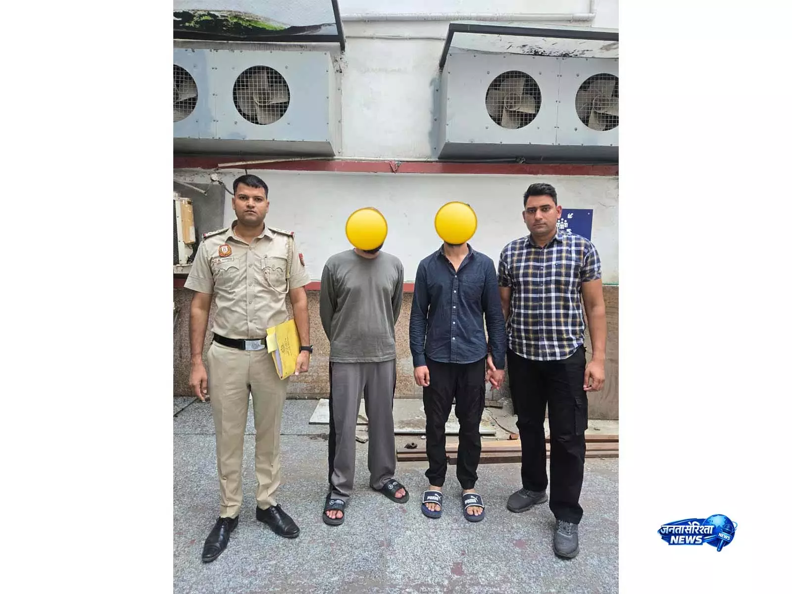 Delhi Police ने 80 लाख रुपये की ऑनलाइन इन्वेस्टमेंट धोखाधड़ी का पर्दाफ़ाश किया, 2 लोग गिरफ़्तार Delhi Police ने 80 लाख रुपये की ऑनलाइन इन्वेस्टमेंट धोखाधड़ी का पर्दाफ़ाश किया, 2 लोग गिरफ़्तार
