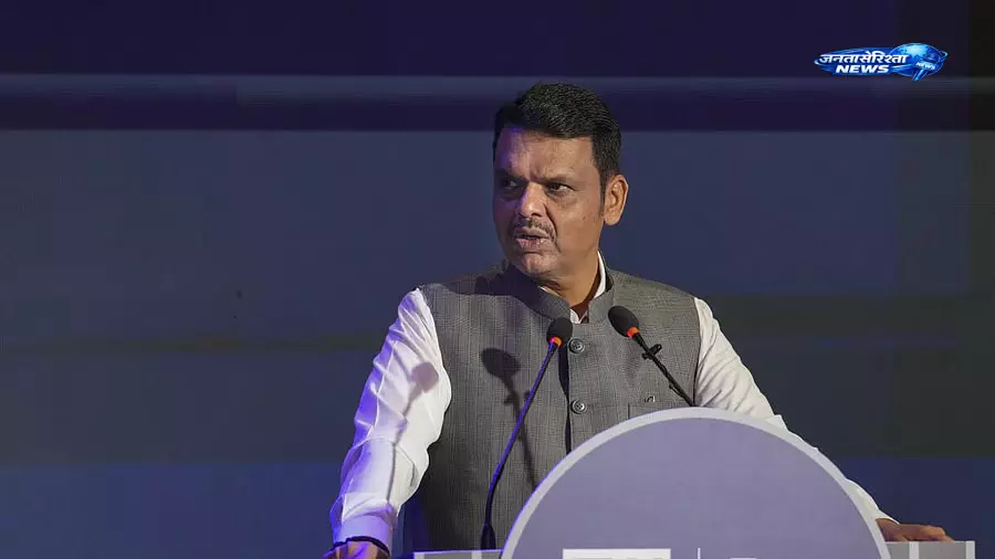 महाराष्ट्र में मानसून संकट के बीच MVA का सरकार पर हमला, चाय बैठक का किया बहिष्कार महाराष्ट्र में मानसून संकट के बीच MVA का सरकार पर हमला, चाय बैठक का किया बहिष्कार