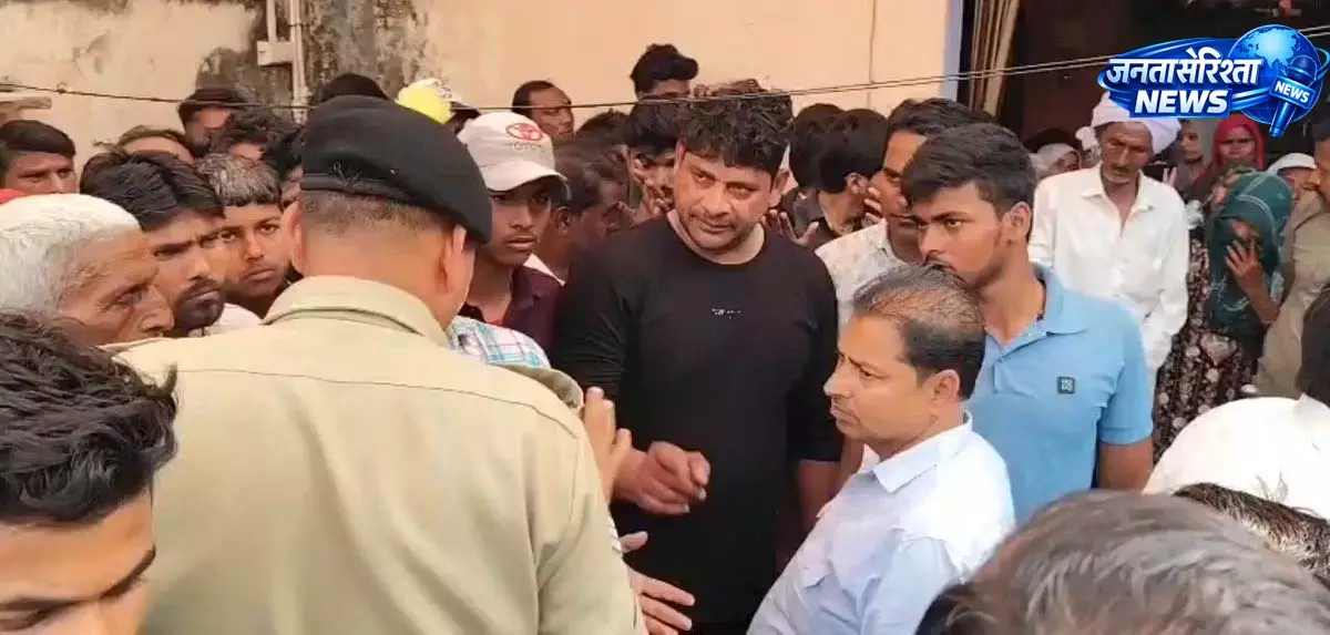 धनबाद में युवक का शव बरामद, हत्या या हादसा धनबाद में युवक का शव बरामद, हत्या या हादसा