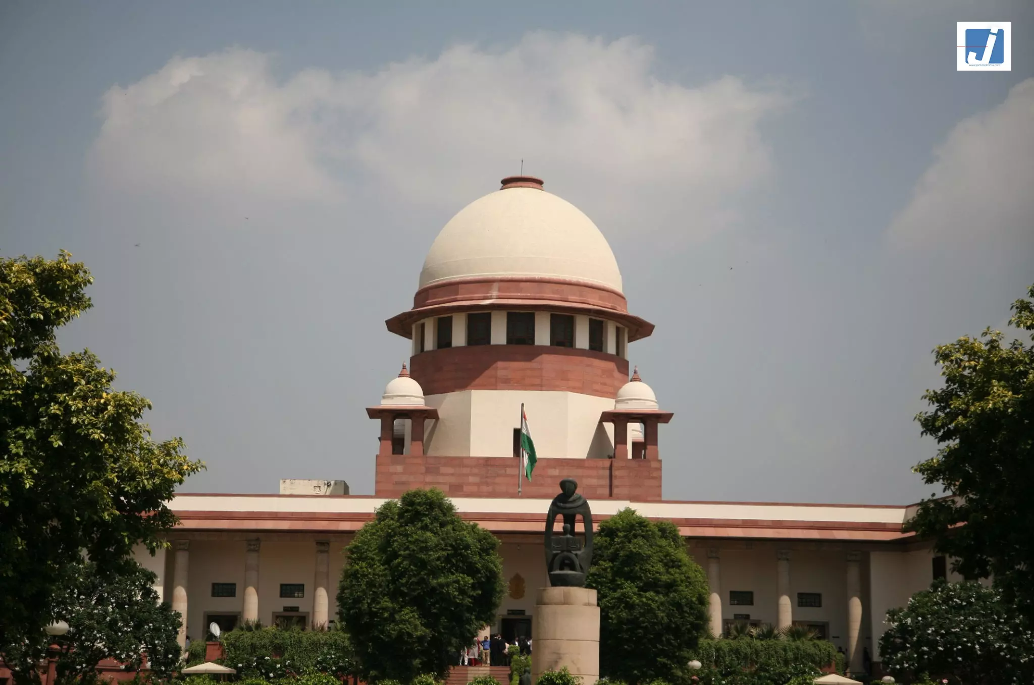 भरत भूषण तिवारी एनकाउंटर मामला सुप्रीम कोर्ट पहुंचा... भरत भूषण तिवारी एनकाउंटर मामला सुप्रीम कोर्ट पहुंचा...