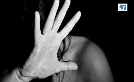 RAPE: 15 साल की नाबालिग के साथ दुष्कर्म, दो आरोपी गिरफ्तार RAPE: 15 साल की नाबालिग के साथ दुष्कर्म, दो आरोपी गिरफ्तार