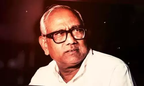 भोजन न मिलने पर सूखी रोटी पानी में भिगोकर खाते थे सुंदर सिंह भंडारी, पुण्यतिथि पर अमित शाह ने सुनाई संघर्ष की कहानी भोजन न मिलने पर सूखी रोटी पानी में भिगोकर खाते थे सुंदर सिंह भंडारी, पुण्यतिथि पर अमित शाह ने सुनाई संघर्ष की कहानी