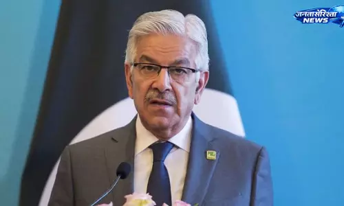 Pakistan : रक्षा मंत्री ख्वाजा आसिफ का भारत को लेकर विवादित बयान Pakistan : रक्षा मंत्री ख्वाजा आसिफ का भारत को लेकर विवादित बयान