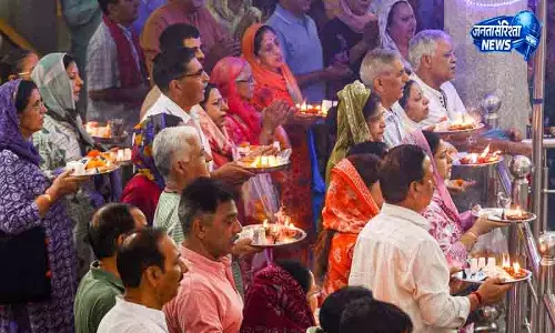 Jammu and Kashmir में खीर भवानी मेले की शुरुआत Jammu and Kashmir में खीर भवानी मेले की शुरुआत
