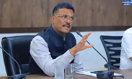 Shiv Sena में राजनीतिक हलचल तेज, प्रताप सरनाईक का बड़ा दावा Shiv Sena में राजनीतिक हलचल तेज, प्रताप सरनाईक का बड़ा दावा