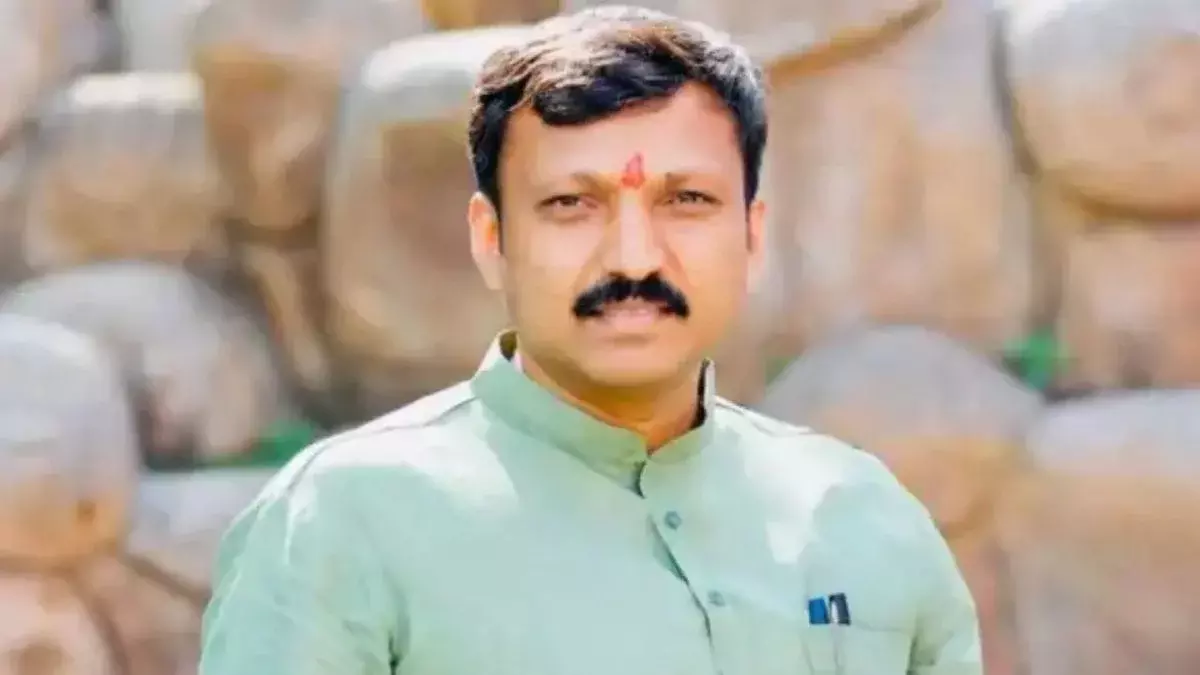 Mumbai: डीसीएम शिंदे ने ओमराजे प्रकरण पर दिए संकेत, ब्रेकिंग न्यूज की बात कही Mumbai: डीसीएम शिंदे ने ओमराजे प्रकरण पर दिए संकेत, ब्रेकिंग न्यूज की बात कही
