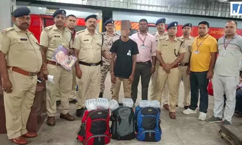 स्टेशन पर 9 लाख का गांजा जब्त, एक तस्कर गिरफ्तार