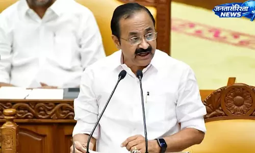 Kerala : सरकार ने ‘महिला सुरक्षा पेंशन योजना’ पर नहीं लिया फैसला, विधानसभा में उठा मुद्दा