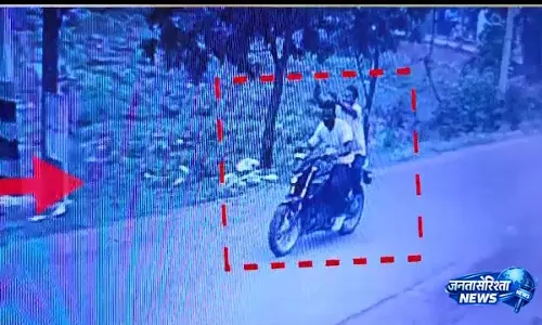 जाजपुर रोड पर स्कूल के पास गोलीबारी, CCTV में घटना कैद
