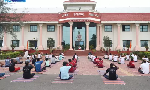 सैनिक स्कूल अंबिकापुर में उत्साहपूर्वक मनाया गया अंतर्राष्ट्रीय योग दिवस सैनिक स्कूल अंबिकापुर में उत्साहपूर्वक मनाया गया अंतर्राष्ट्रीय योग दिवस