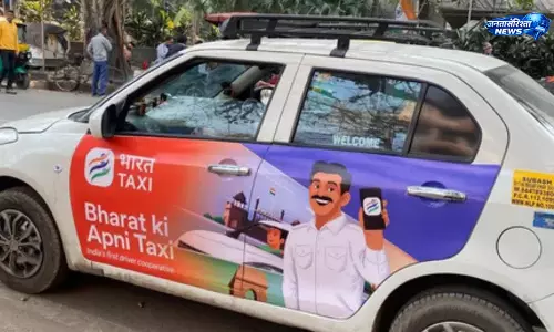 Medipally में कैब ड्राइवर से कार चोरी, सिगरेट लाने के बहाने आरोपी फरार Medipally में कैब ड्राइवर से कार चोरी, सिगरेट लाने के बहाने आरोपी फरार