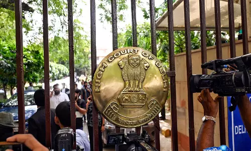 दिल्ली हाईकोर्ट ने ED मामले में आरोपी अभिनेत्री की 20 लाख रुपये की जमानत शर्त में राहत देने से किया इनकार दिल्ली हाईकोर्ट ने ED मामले में आरोपी अभिनेत्री की 20 लाख रुपये की जमानत शर्त में राहत देने से किया इनकार