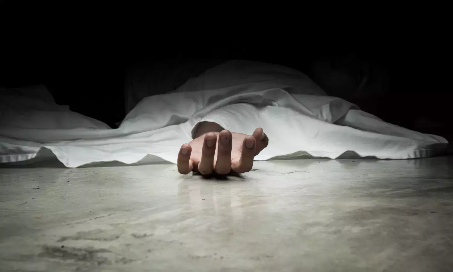 Telangana: संतोषनगर में राजमिस्त्री की हत्या; पुलिस ने संदिग्ध को हिरासत में लिया