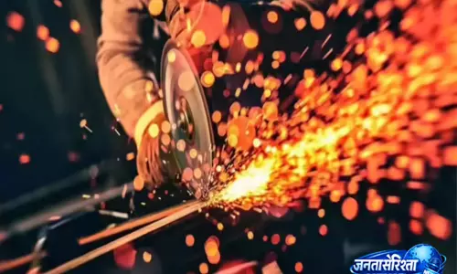 कोर सेक्टर की ग्रोथ में सुस्ती, मई 2026 में सिर्फ 0.5% की बढ़त दर्ज कोर सेक्टर की ग्रोथ में सुस्ती, मई 2026 में सिर्फ 0.5% की बढ़त दर्ज