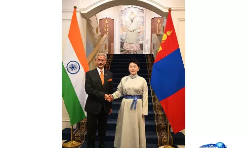 India और मंगोलिया ने माइनिंग, क्लीन एनर्जी और एग्रो-प्रोसेसिंग के क्षेत्रों में अवसरों पर चर्चा की India और मंगोलिया ने माइनिंग, क्लीन एनर्जी और एग्रो-प्रोसेसिंग के क्षेत्रों में अवसरों पर चर्चा की