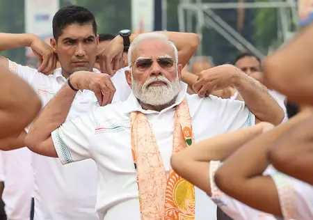 योग दिवस की वैश्विक सफलता पर पीएम मोदी बोले योग दिवस की वैश्विक सफलता पर पीएम मोदी बोले