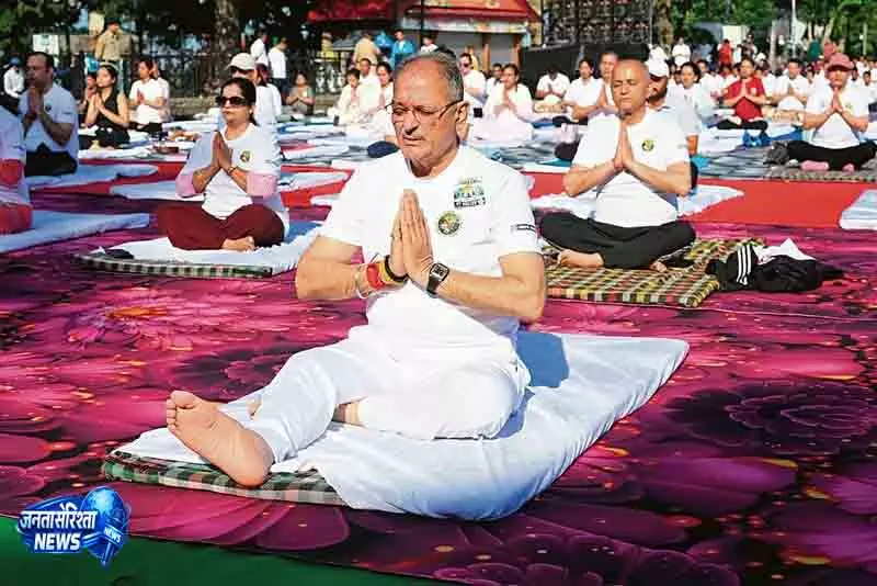 Shimla कविंदर गुप्ता ने योग को बताया जरूरी Shimla कविंदर गुप्ता ने योग को बताया जरूरी
