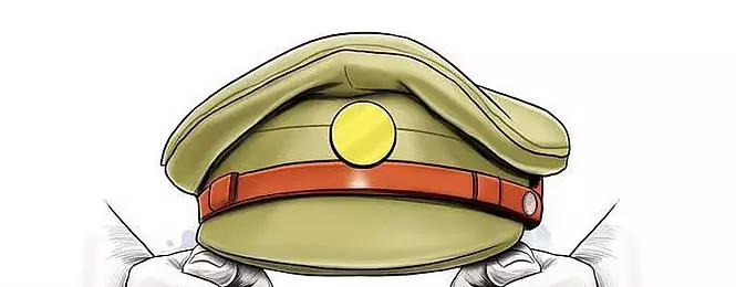 20 लाख की डकैती मामले में CID इंस्पेक्टर समेत तीन आरोपी गिरफ्तार 20 लाख की डकैती मामले में CID इंस्पेक्टर समेत तीन आरोपी गिरफ्तार