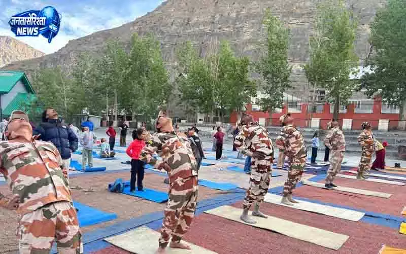 Himachal: सैकड़ों लोगों ने स्वस्थ जीवनशैली अपनाने का संकल्प लिया Himachal: सैकड़ों लोगों ने स्वस्थ जीवनशैली अपनाने का संकल्प लिया