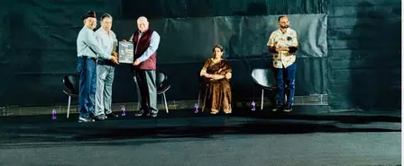 पुणे में डॉक्यूमेंट्री ‘शौर्य दीप’ का हुआ भव्य प्रीमियर, पूर्व वायुसेना प्रमुख एयरचीफ मार्शल पीवी नाइक भी रहे मौजूद पुणे में डॉक्यूमेंट्री ‘शौर्य दीप’ का हुआ भव्य प्रीमियर, पूर्व वायुसेना प्रमुख एयरचीफ मार्शल पीवी नाइक भी रहे मौजूद